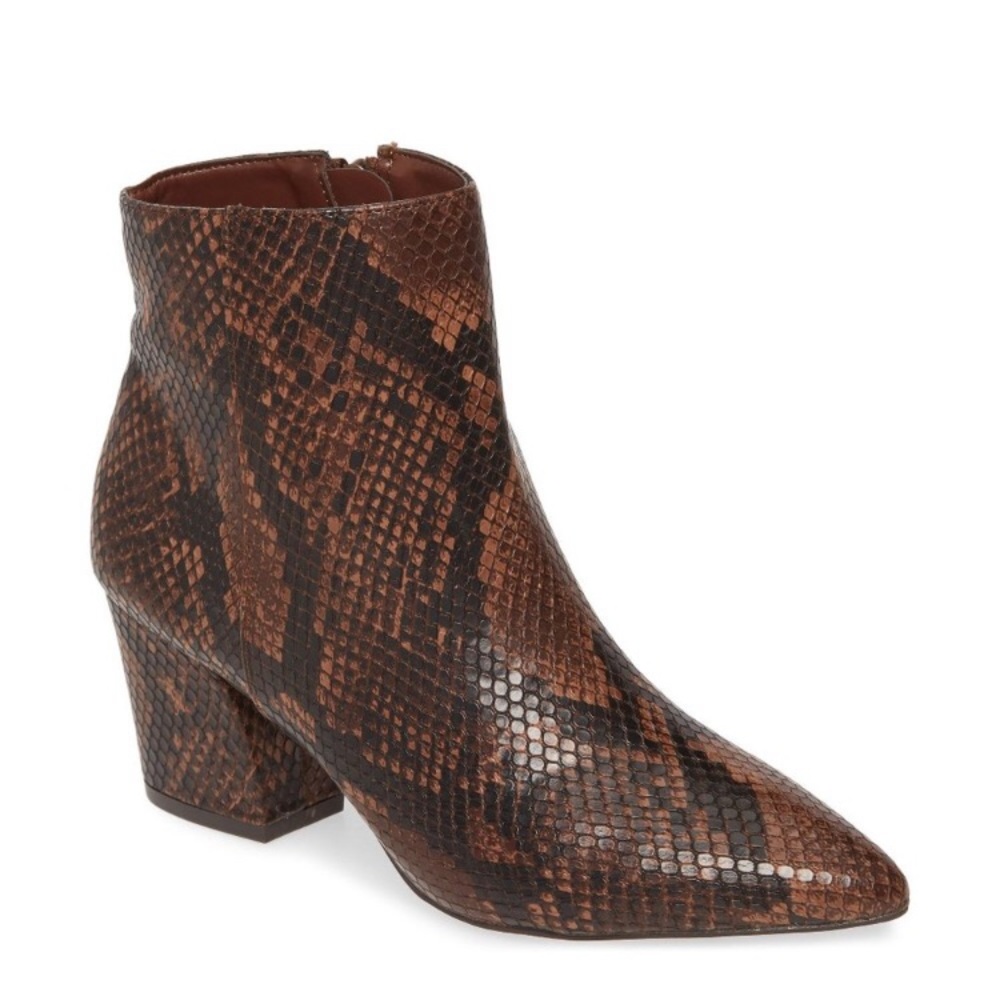 ✨STEVE MADDEN✨ Missie Brown Snakeskin Booties